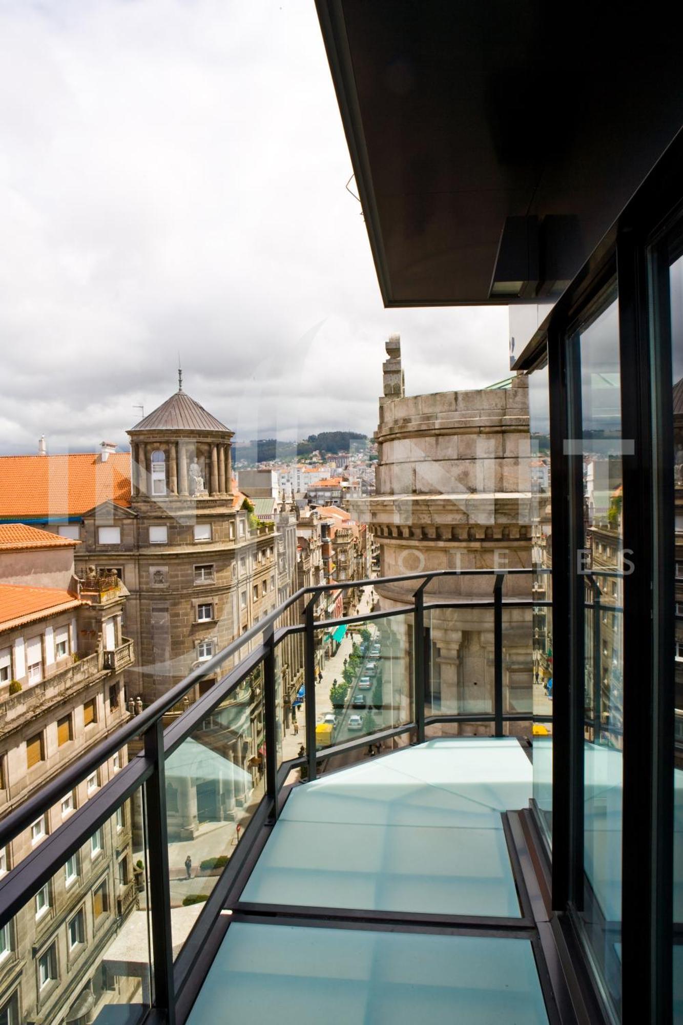 Hotel Inffinit Vigo Oda fotoğraf